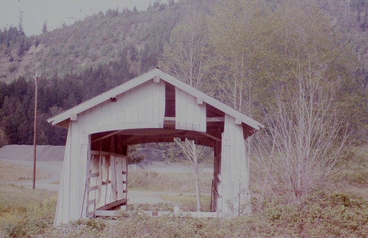 covered bridge599