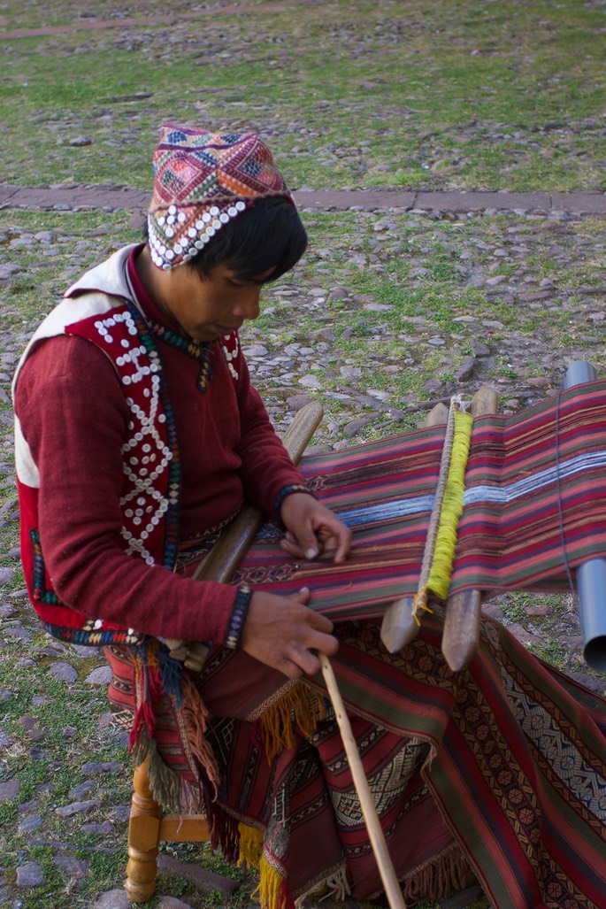 cusco weaver