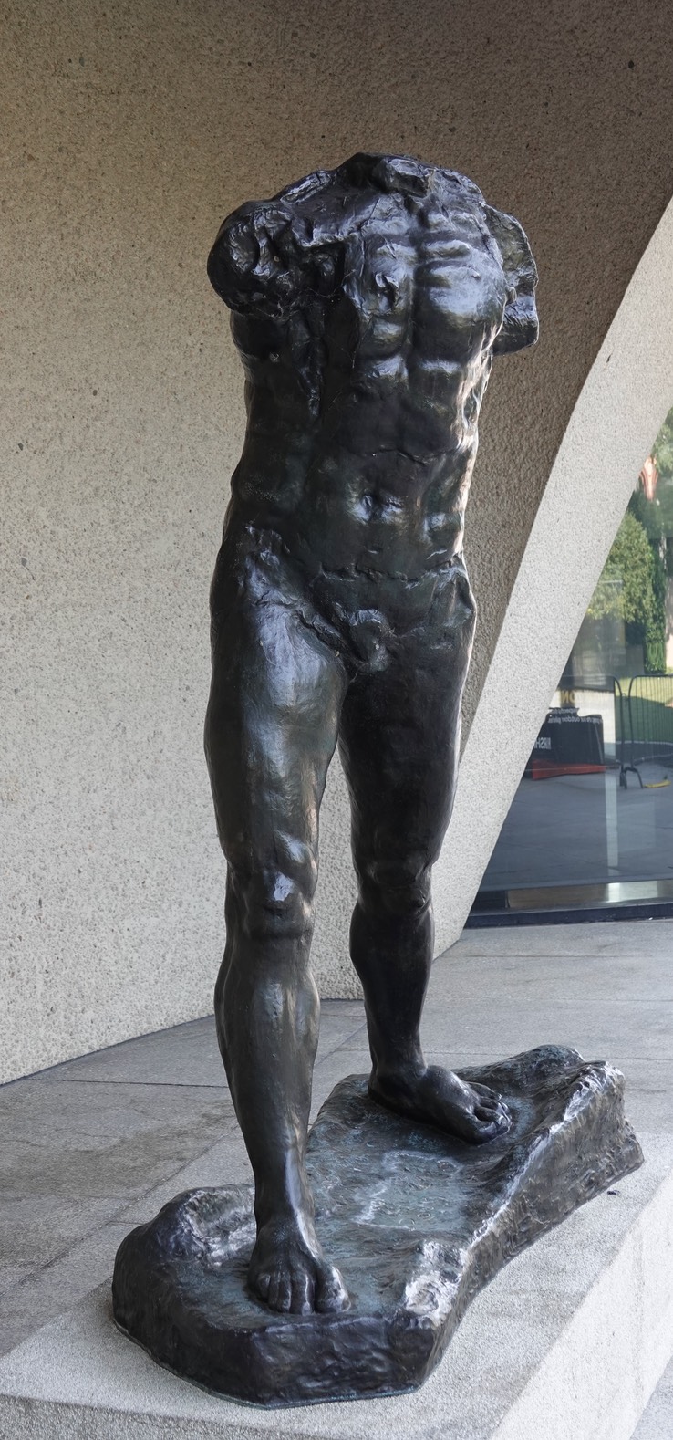 Hirshhorn, Auguste Rodin, Walking Man, cast 1962. b