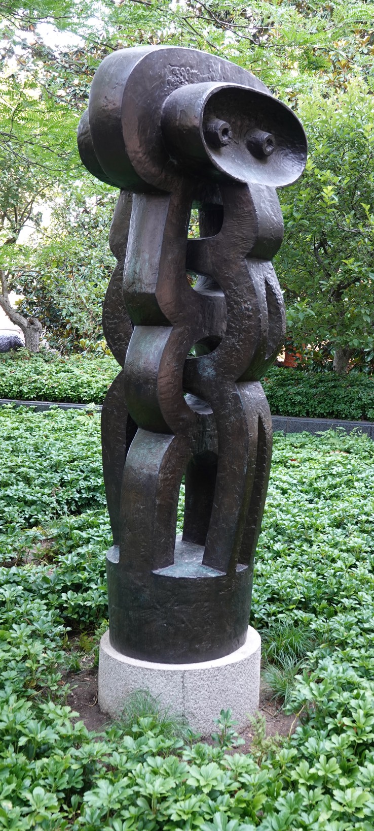 Hirshhorn, Jacques Lipchitz, Figure, Cast 1958.  b