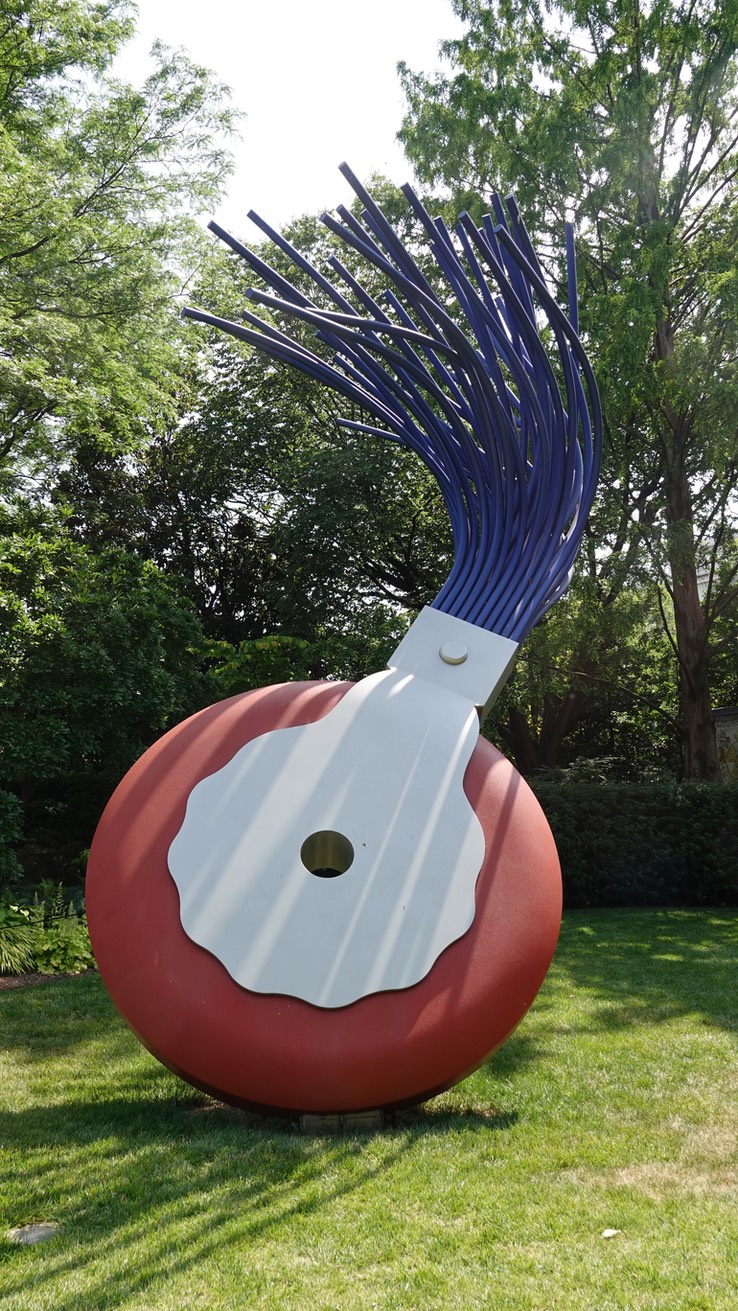 National Gallery of Art - Claes Oldenburg and Coosje van Bruggen, Typewriter Eraser, Scale X, 1999