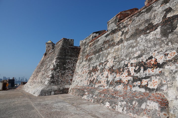 Castillo de San Felipe de Barajas13