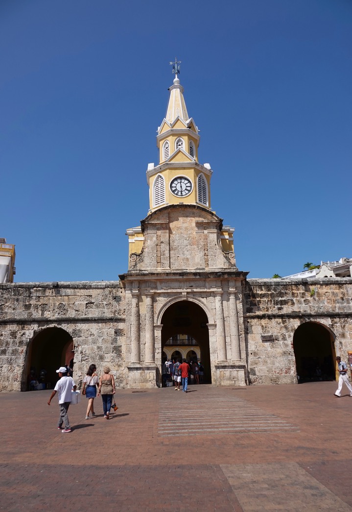 Plaza de La Paz Portal1